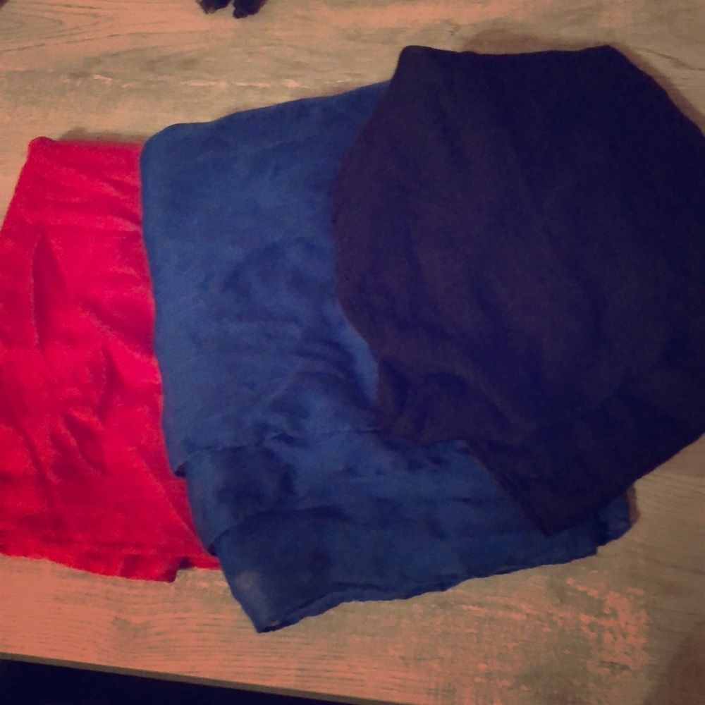 🔹3/$10🔹 Lot of 3 infinity scarves